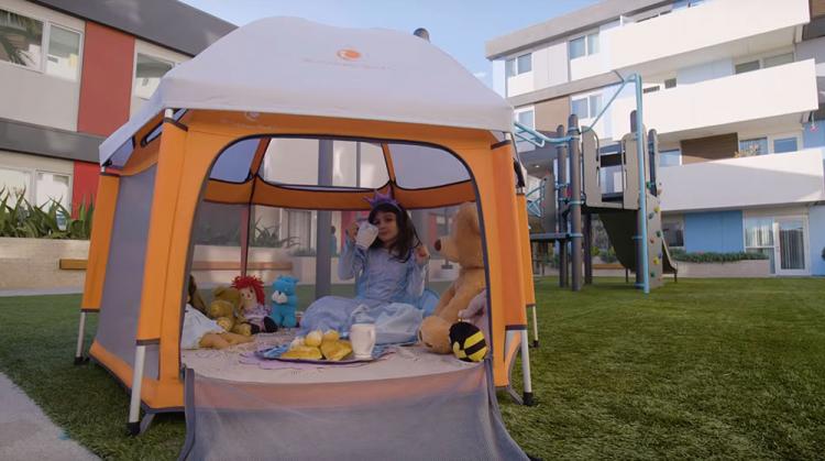 playpen with sunshade