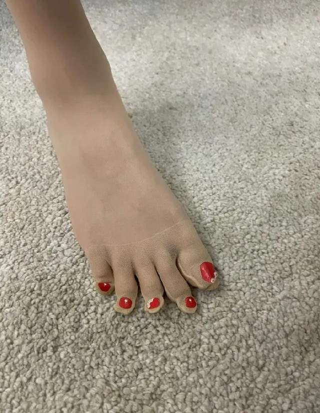 Painted Toes In High Heels