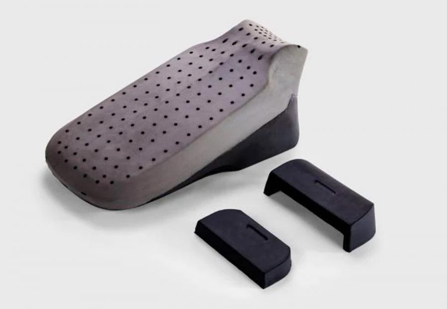 Prone Cushion: The ergonomic cushion designed for lying on your stomach 