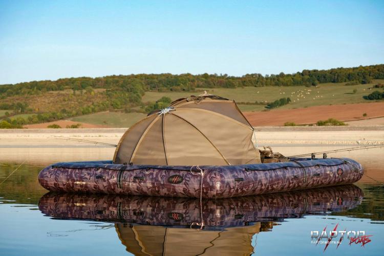 Awesome Floating Platform Keeps you Safe and Dry While Fishing