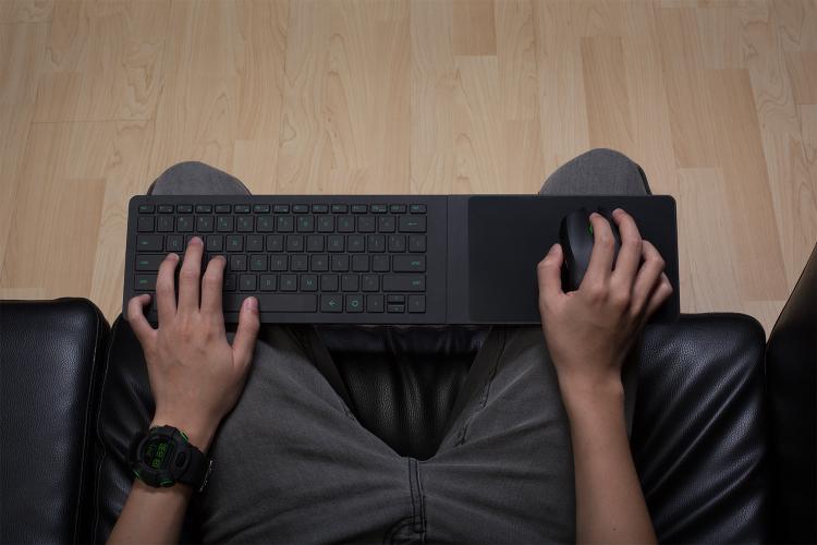 Razer Turret Lap Keyboard Mouse Combo - Lapboard keyboard/mouse light up keyboard and mouse - couch pc gaming