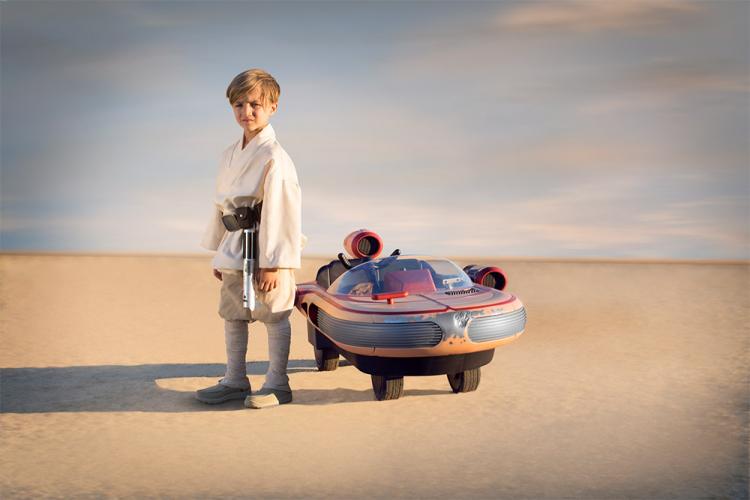 Kids Ride-On Star Wars Landspeeder Electric Toy Car - Star Wars Luke Skywalker's Ride On Landspeeder Hovering Car