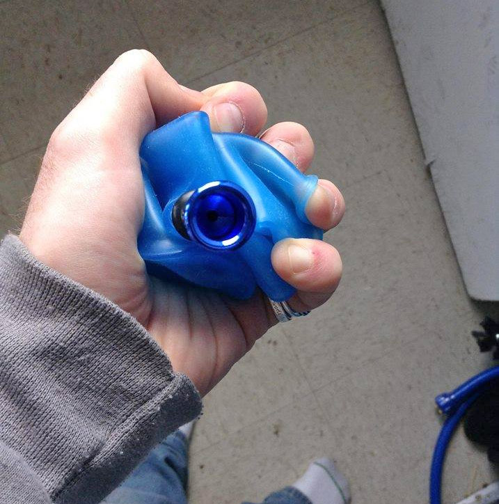Roll-Uh-Bowl - Portable, foldable, indestructible, silicone bong