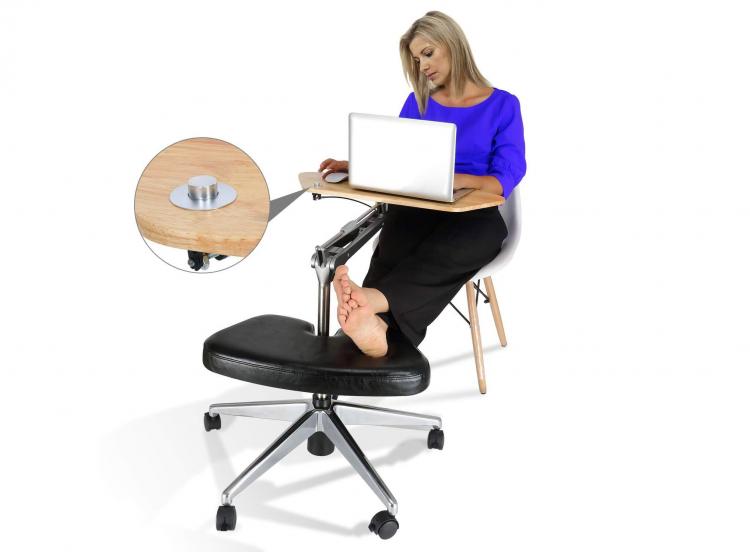 RoomyRoc Mobile Laptop Desk Lets You Lounge While You Work - Lounge/stand work desk
