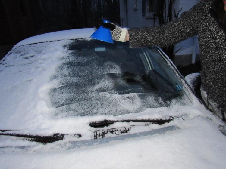 This Ingenious Cone-Shaped Ice Scraper Makes Windshield Scraping