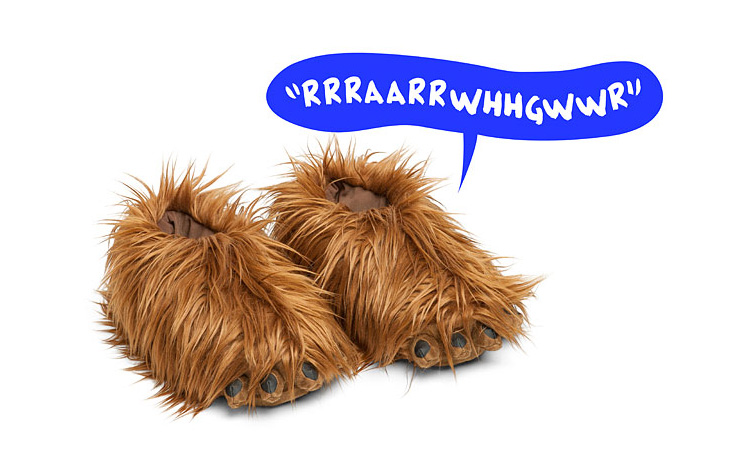 Star Wars Chewbacca Slippers - Screaming Chewbacca Slippers - Sound making wookie slippers