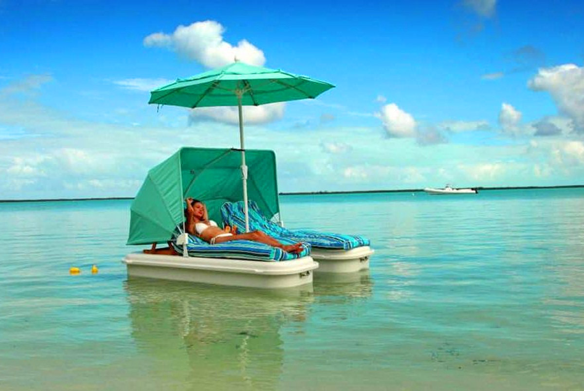 floating pool cabana