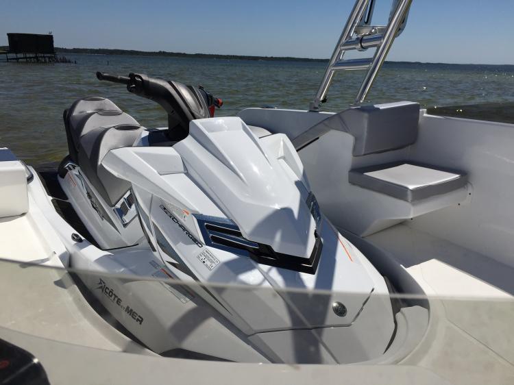 This Wave Boat Turns Your Jetski Into A Boat In Seconds