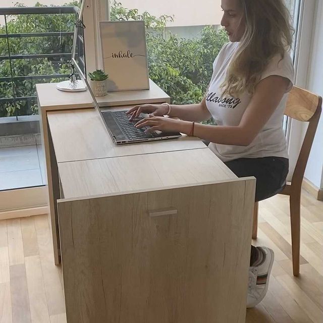 This Secret Folding Desk Converts From a Filing Cabinet To a Full Working  Desk