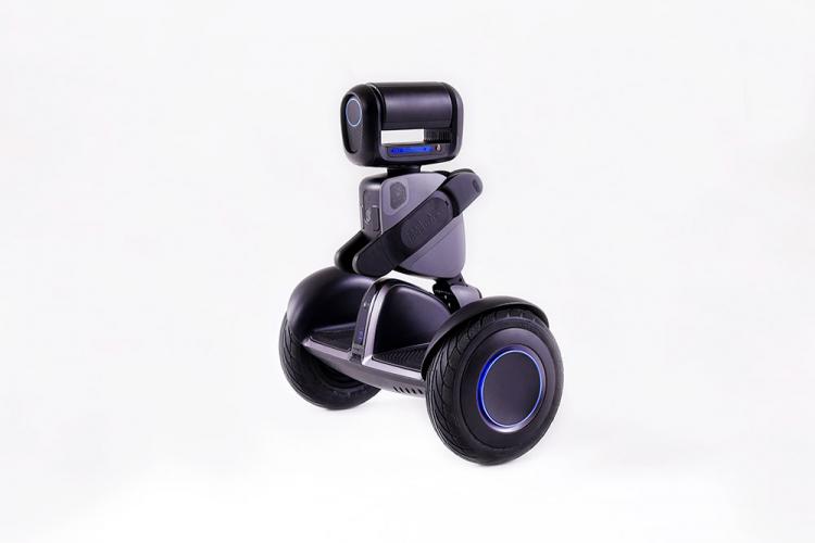 Segway Loomo Personal Robot That You Can Ride Like a Hoverboard