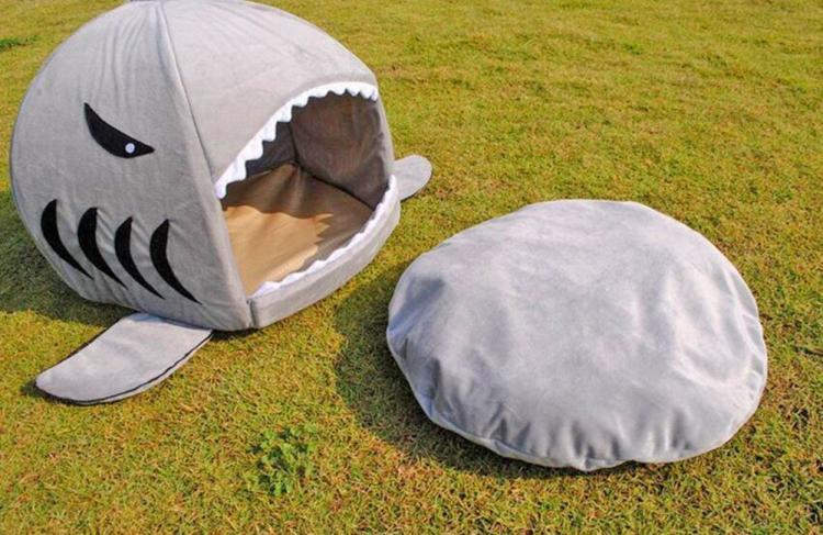 Shark Shaped Dog/Cat Bed