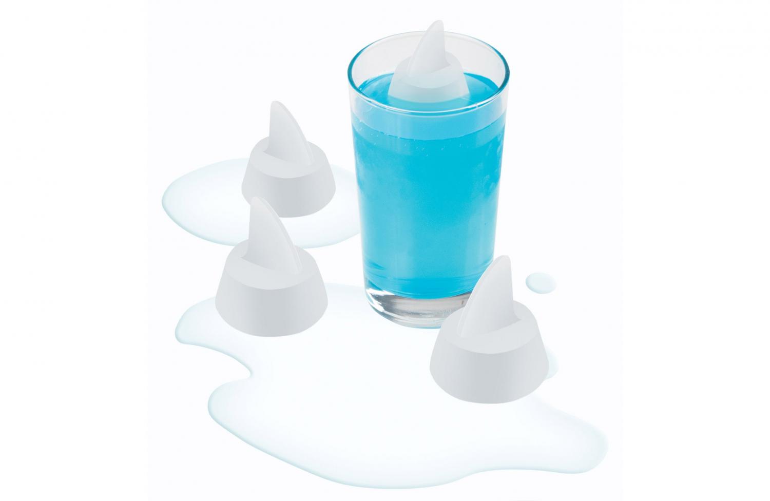 Sharks in My Glass! Silicone Shark Fin Ice Cube Tray