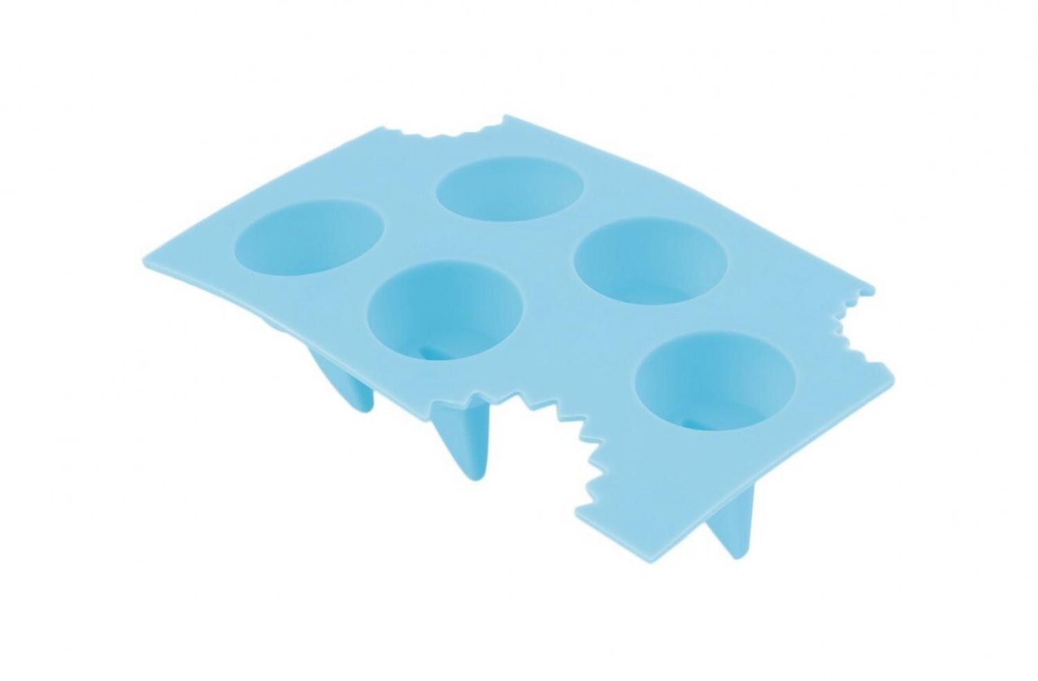 Shark Fin Ice Cube Tray - Shark fin shaped ice cubes