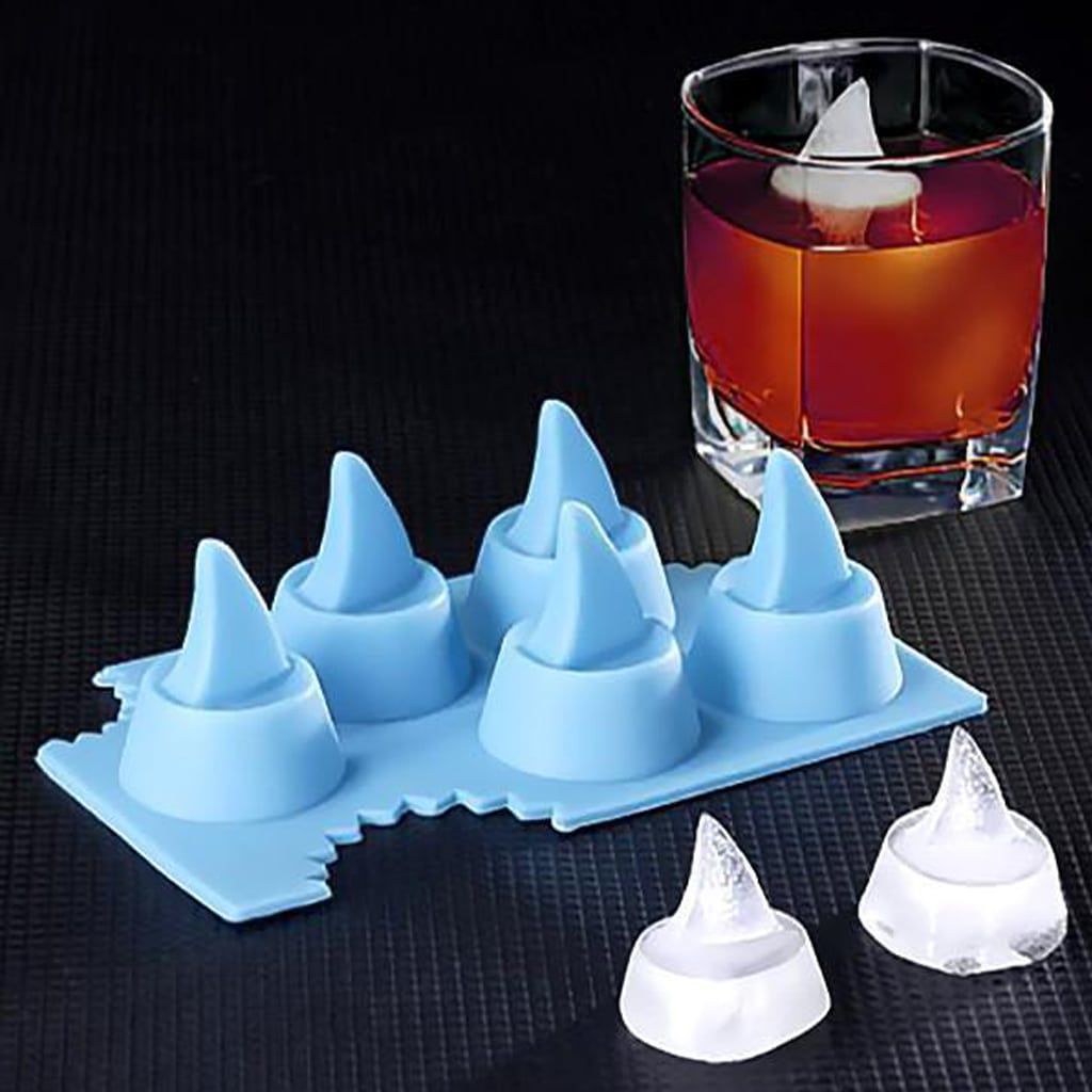 Shark Fin Ice Cube Tray - Shark fin shaped ice cubes