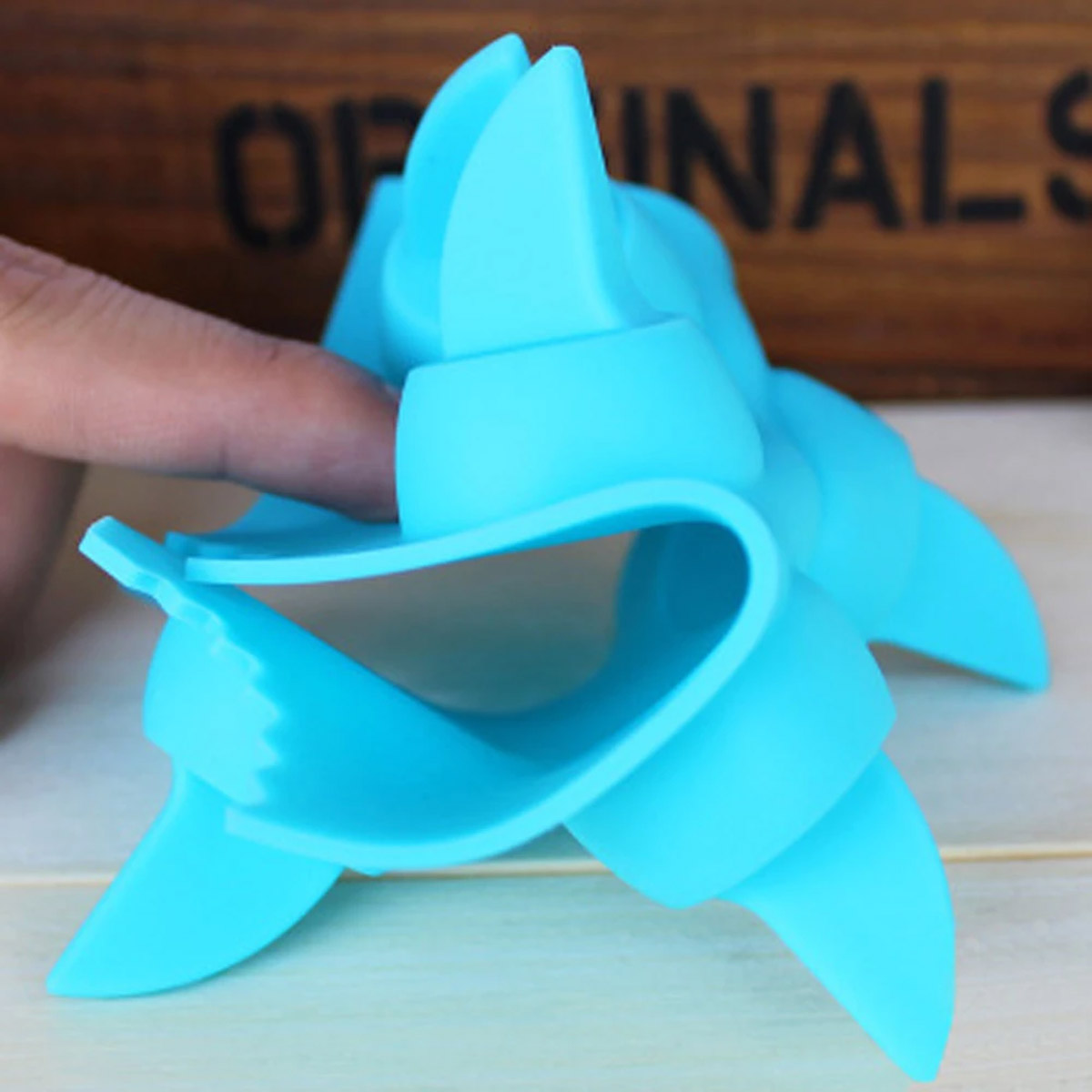 Mustard Shark Fin Ice Tray: Ice Cube Trays: Serving Trays