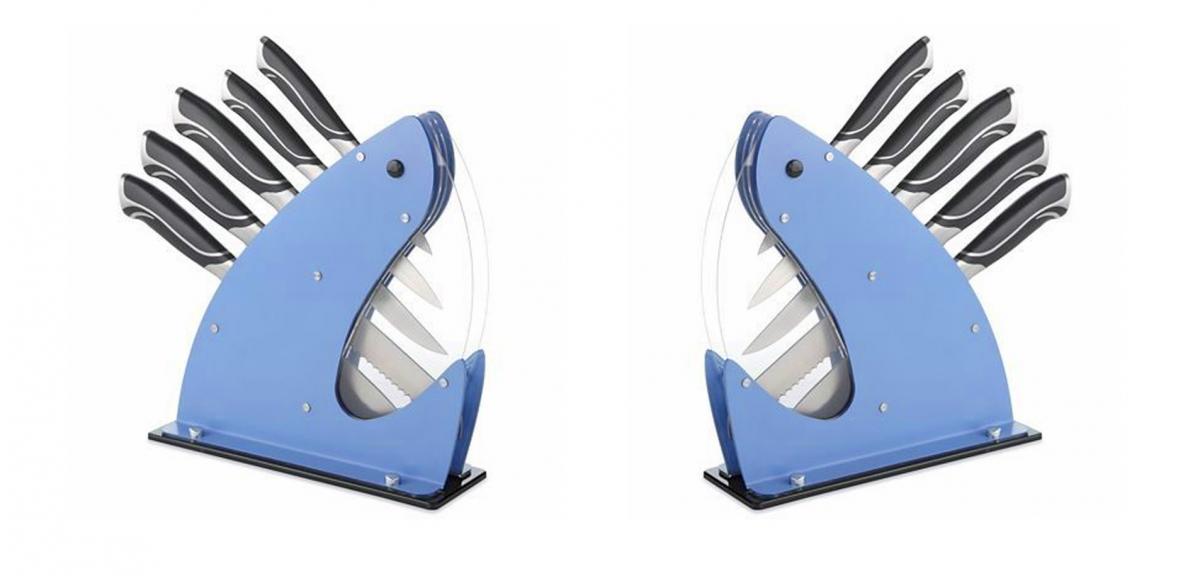 https://odditymall.com/includes/content/upload/shark-teeth-knife-set-holder-61.jpg