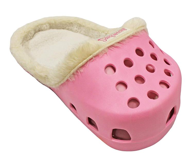 These Shoe Shaped Dog Beds Exist For Dogs That Love Slippers