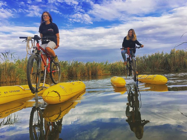 The ShuttleBike Turns Your Bicycle Into a Pontoon Boat