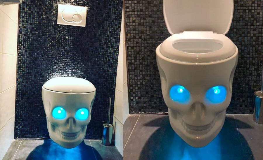 This Skull Toilet Has Built-In LED Lights For a Quick Release Of Your Demons