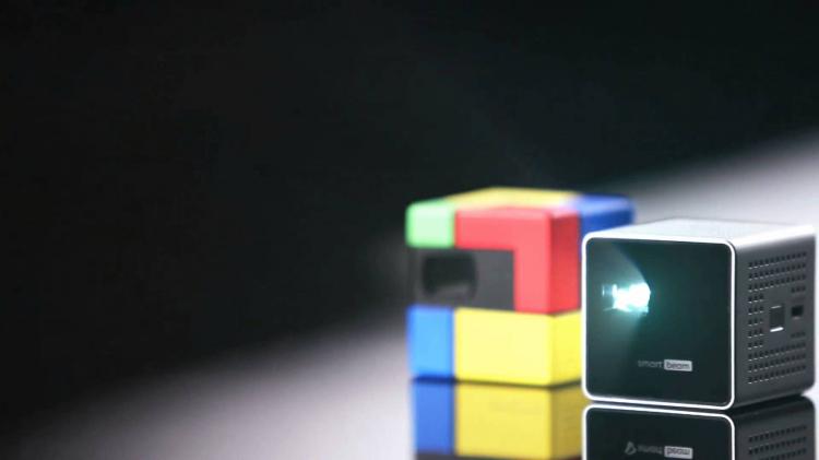 Smart Beam - Tiny Portable Projector - Tiny Laser Projector