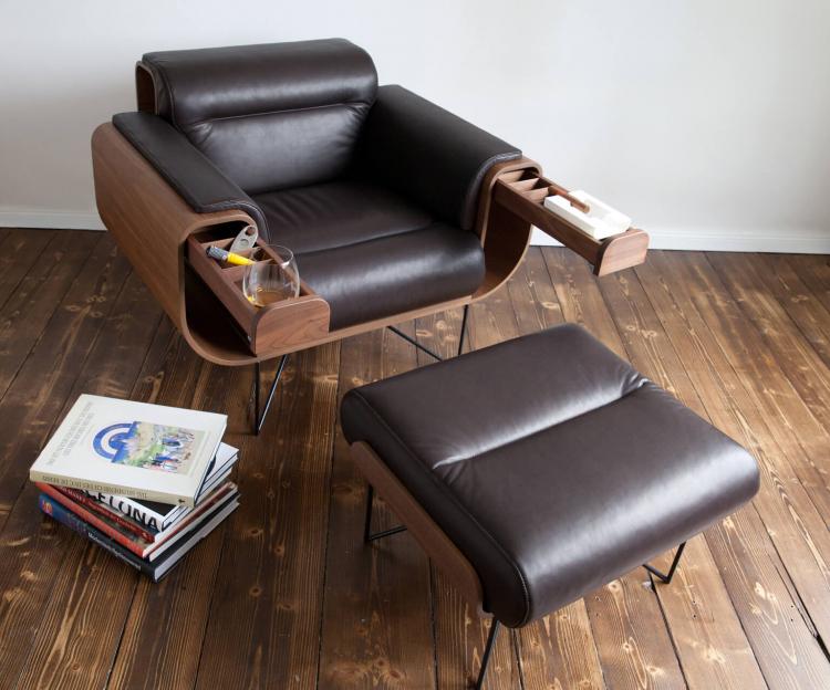 El Purista Leather Smoking Arm Chair With Slide Out ...