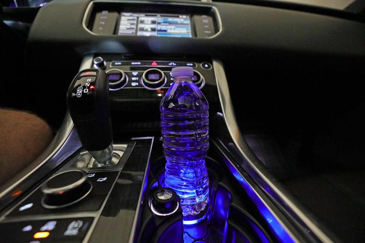 Car light deals up cup holders