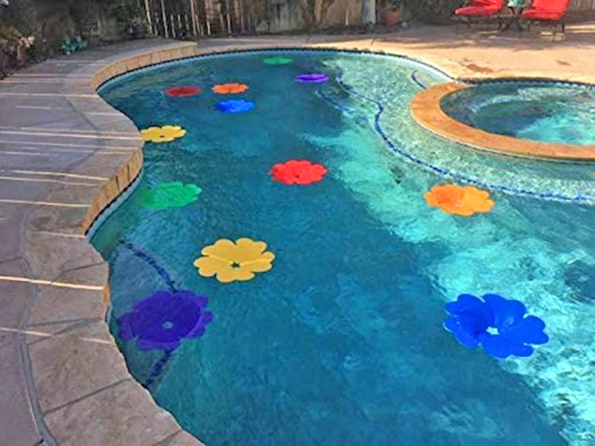Solar pool flowers heat your pool by absorbing sunlight