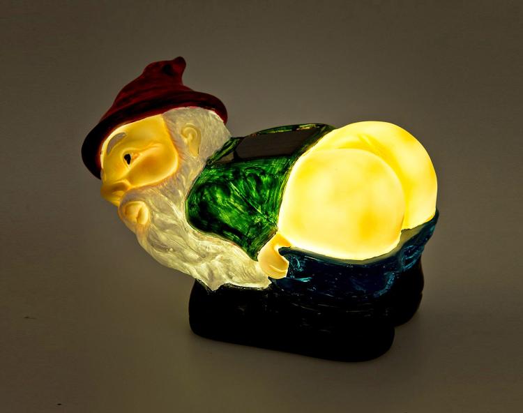 Solar Powered Light-up Mooning Gnome - Solar Mooning Gnome