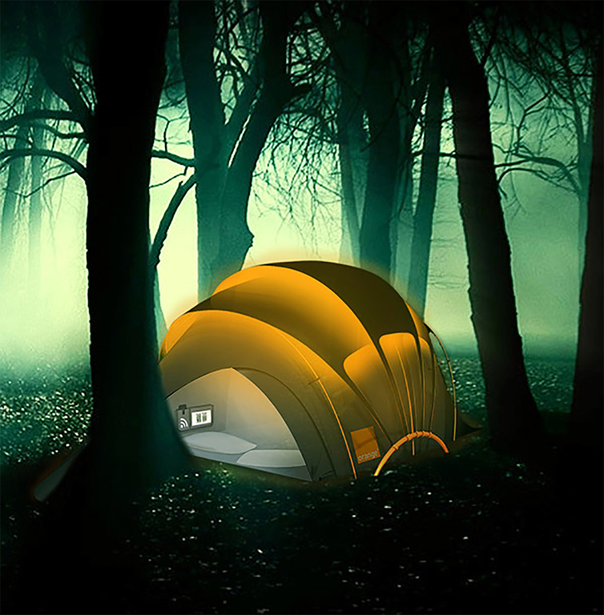 Woestijn Millimeter een keer This Solar Tent Has Heated Floors, Wi-Fi, and It Illuminates at Night
