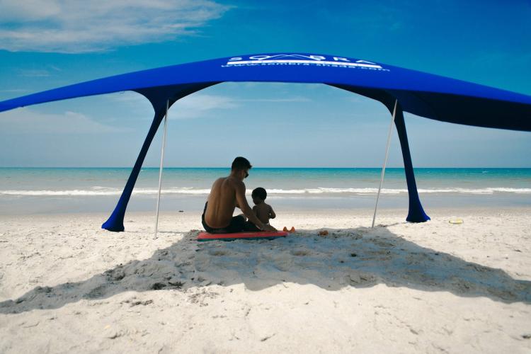 Travel beach outlet shade