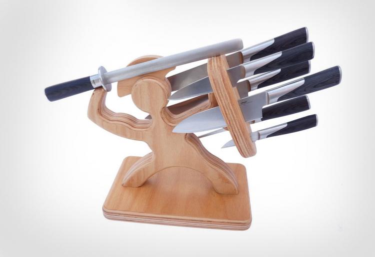 Sparta Knife Block - Wooden soldier with shield and sword knife block