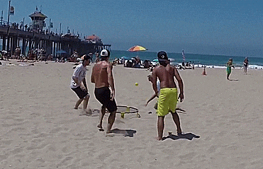 Spikeball Sport - Spike Ball yard game - mix of volleyball and foursquare
