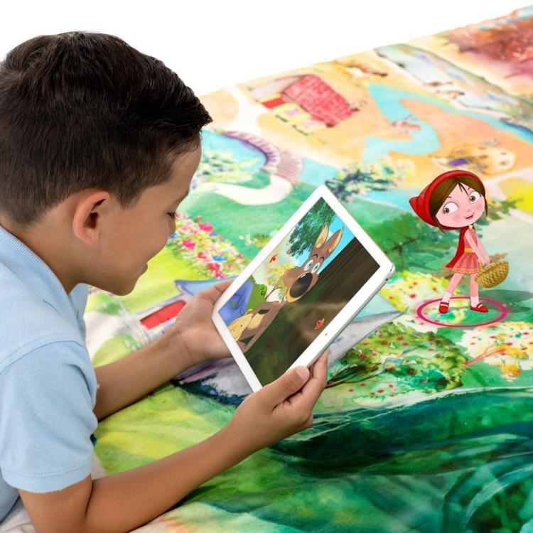 SpinTales Enchanted Duvet: An Interactive Blanket That Works With an iPad