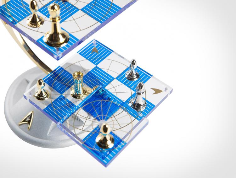 Portable Star Trek 3D Chess with Low Profile Pieces by alan_one