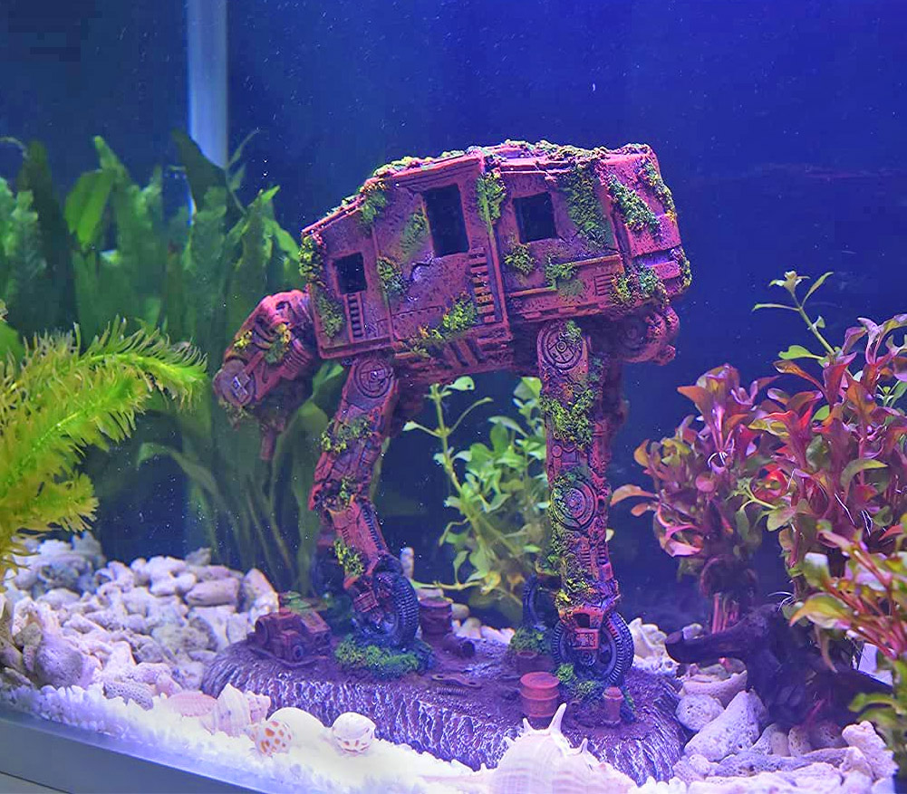 madlavning jomfru forhindre This AT-AT Walker Aquarium Statue Gives Your Fish Tank a Star Wars Theme