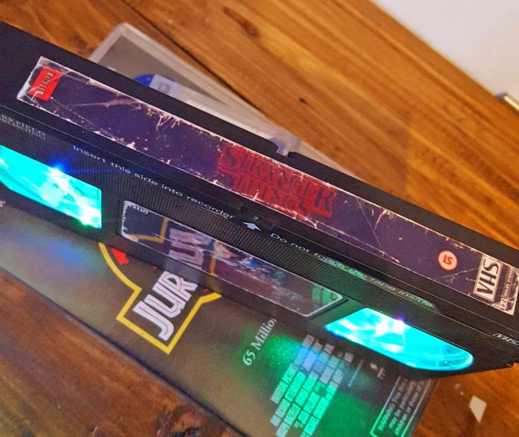 Stranger Things VHS Night-Light - Retro VHS lamp