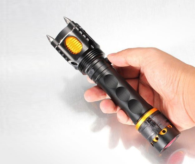 Tactical Self Defense Flashlight With Spikes