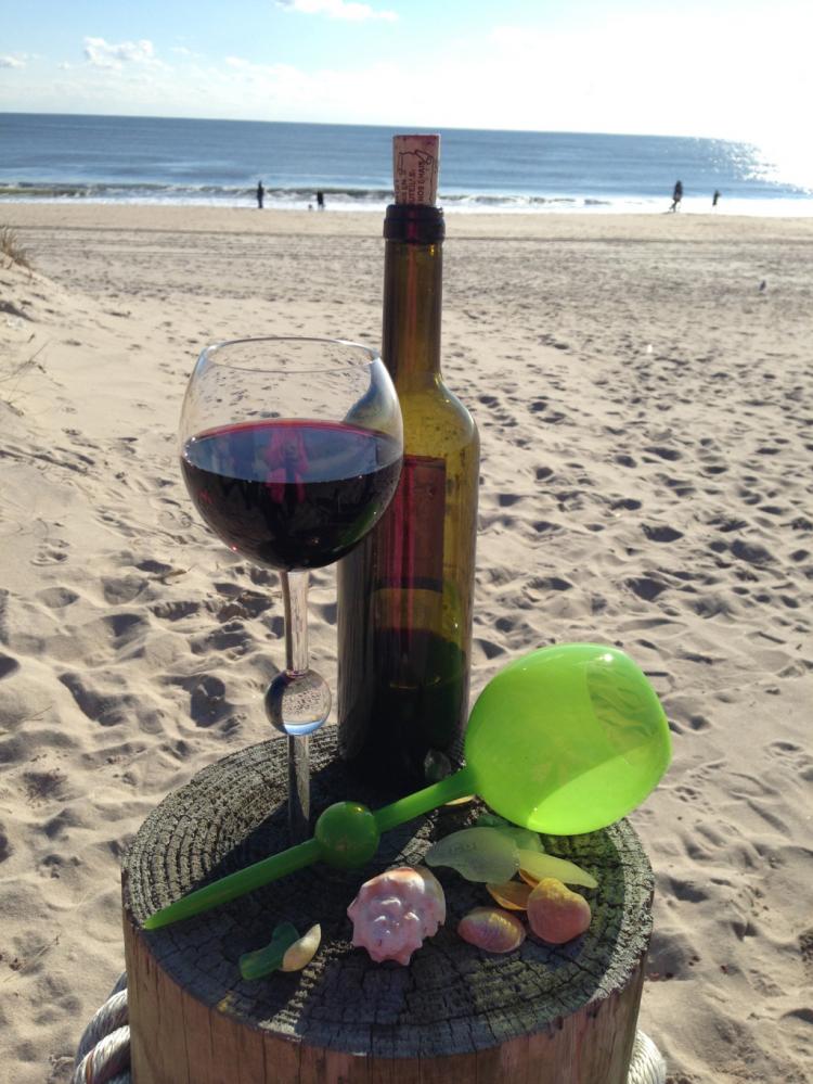 The Beach Glass White Sands Floating Wine Glass - the beach glass