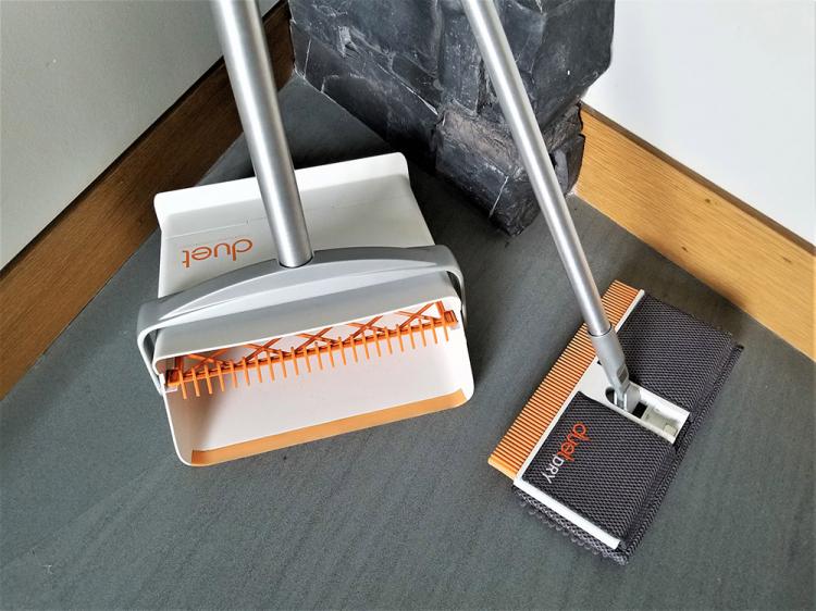 This Brilliant All-in-One Mop, Broom, and Dustpan Has a Self Cleaning  Chamber