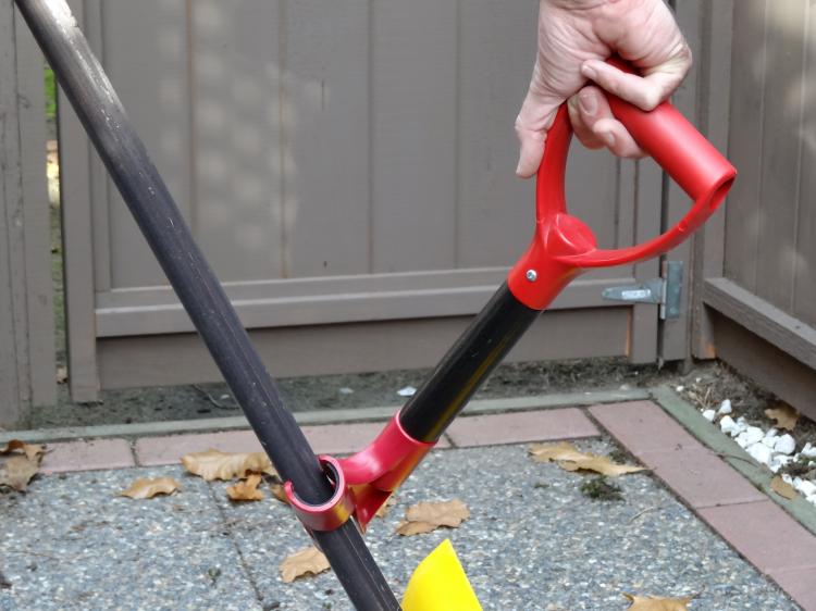 Buy The Heft Back-Saving Secondary Shovel Handle in Austin, Texas -  Gardennaire