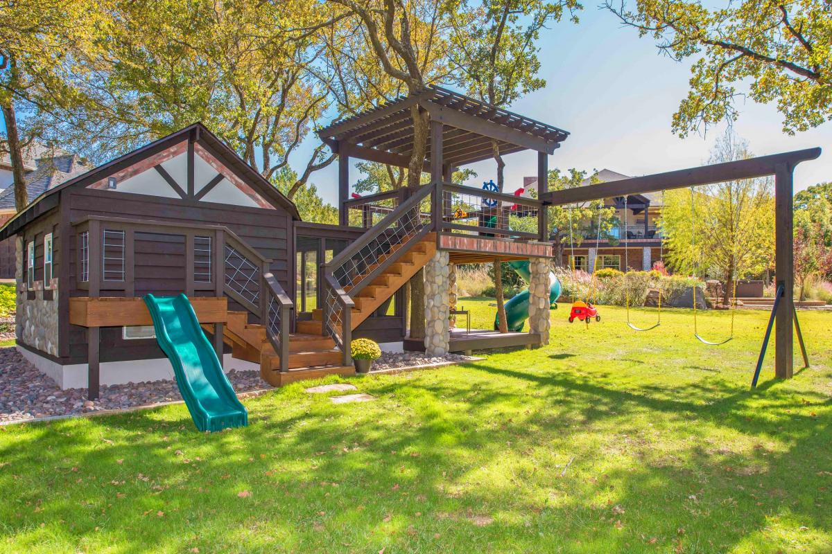 The Ultimate She Shed - Best she shed design with outdoor kids play area
