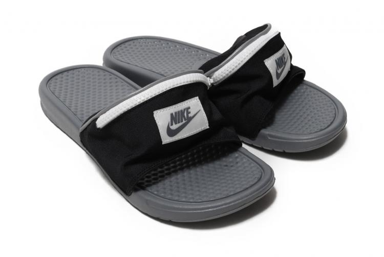 nike slides with zipper pouch