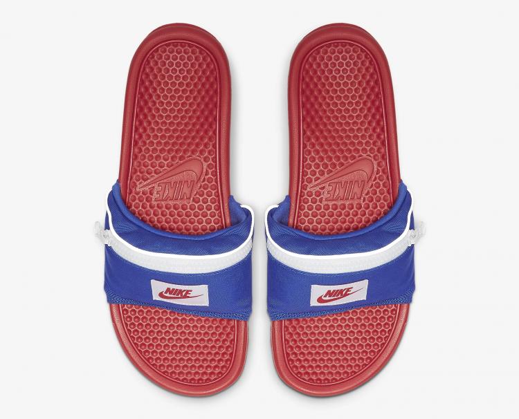 nike flip flops with pocket