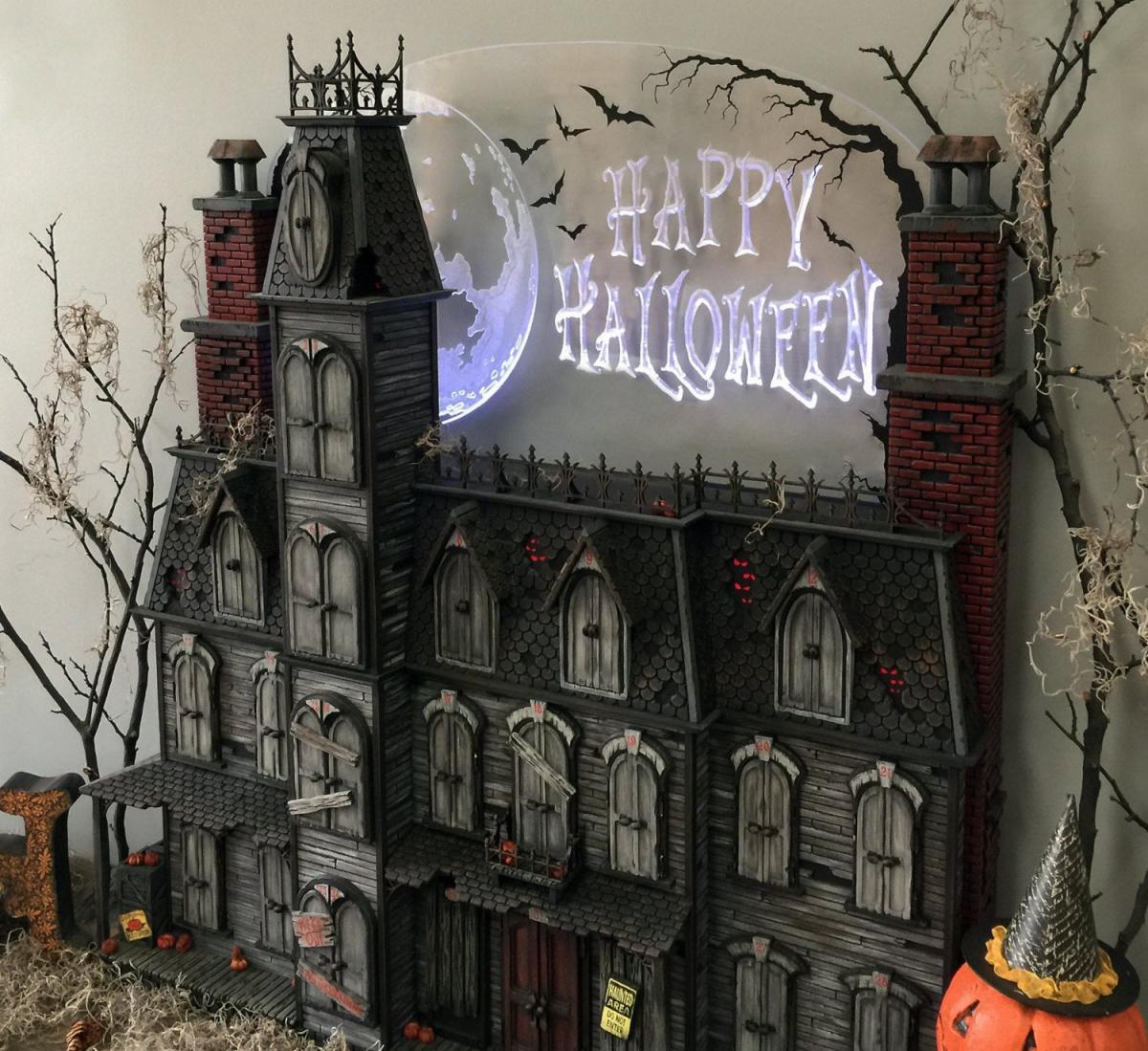 This Spooky Halloween Advent Calendar House Helps Countdown To October 31