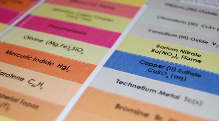 These Chemistry Crayon Labels Help Kids Learn Periodic Table of Elements  While Drawing