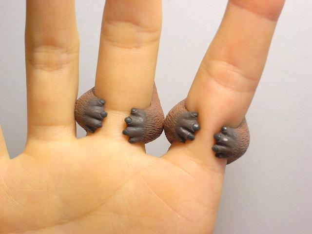 Cute Animal Rings Hug Your Fingers - Hands