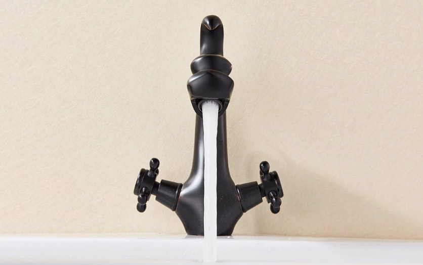 Dragon Faucet - Luxurious Dragon Bathroom Fixture