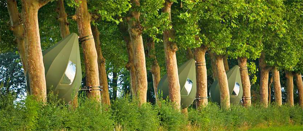 Raindrop Shaped Tree Tents Let You Sleep In The Trees - Dew Drop TreeTents by Dré Wapenaar