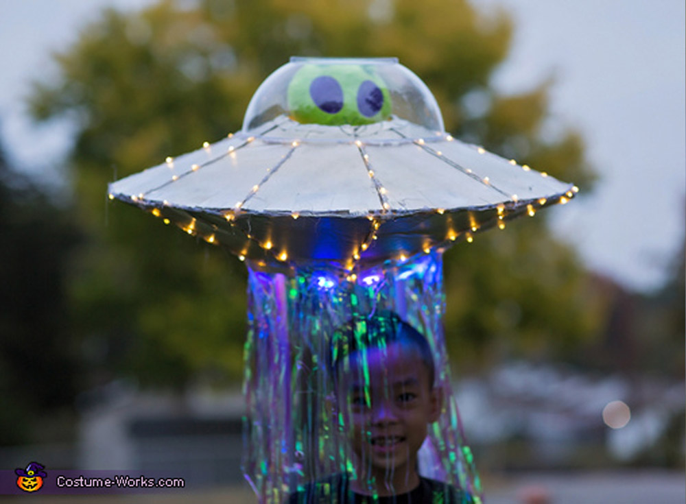 Alien Abduction Costume  Alien halloween, Cool halloween costumes,  Halloween costume contest