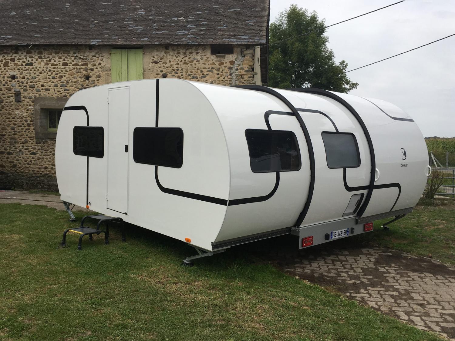 BeauEr 3X Travel Trailer Expands to Triple Its Size In Seconds